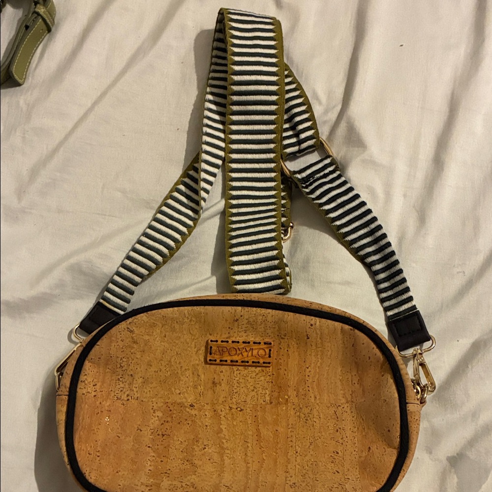 Natural Cork Crossbody Bag with Striped‎ Strap
